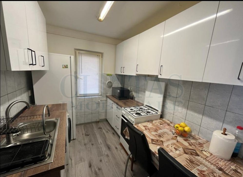 4 camere zona Big, 54 mp, bloc izolat - Poză 1