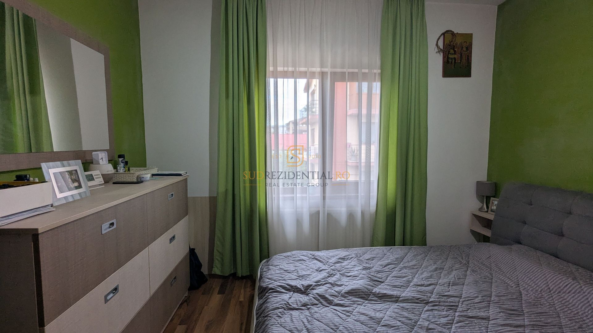 3 cam, 84mp, terasa sticla, curte 69mp, 2 parcari, boxa |Drumul Fermei - Poză 11