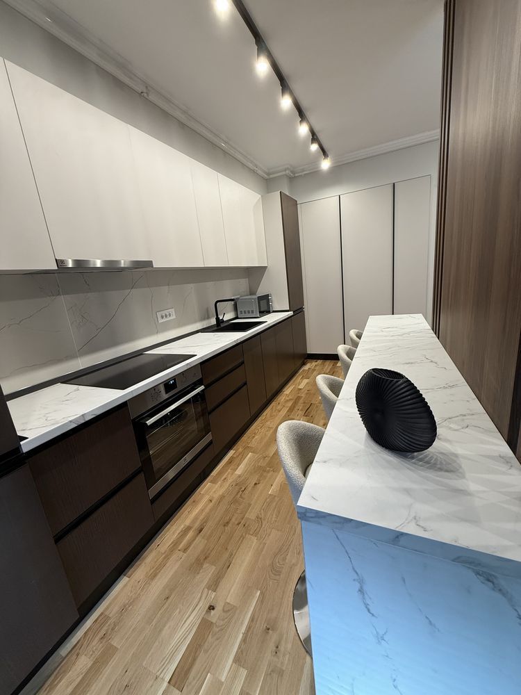 Închiriez apartament 2 camere lux, Unirii, centrală proprie - Poză 3