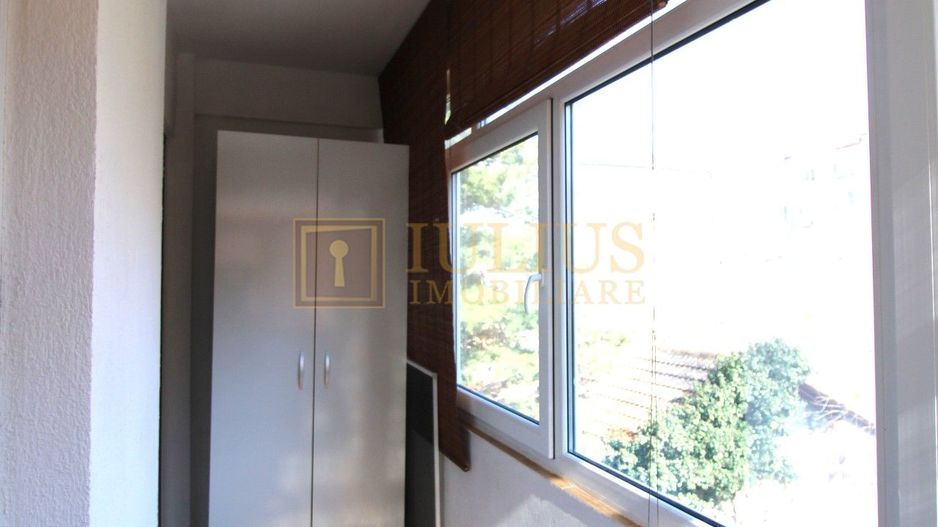 3 camere spatioase, 2 bai, balcon + loc de parcare cu acces controlat - Poză 20