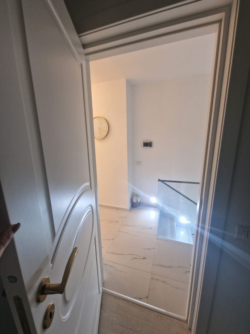 Inchiriem vila cu etaj zona Floreasca Central - Spital Floreasca - Poză 16