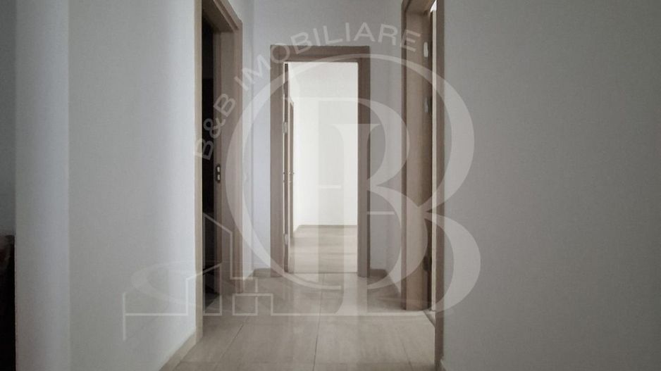 Apartament 3 camere FINALIZAT 100mp Loc parcare inclus - Poză 5