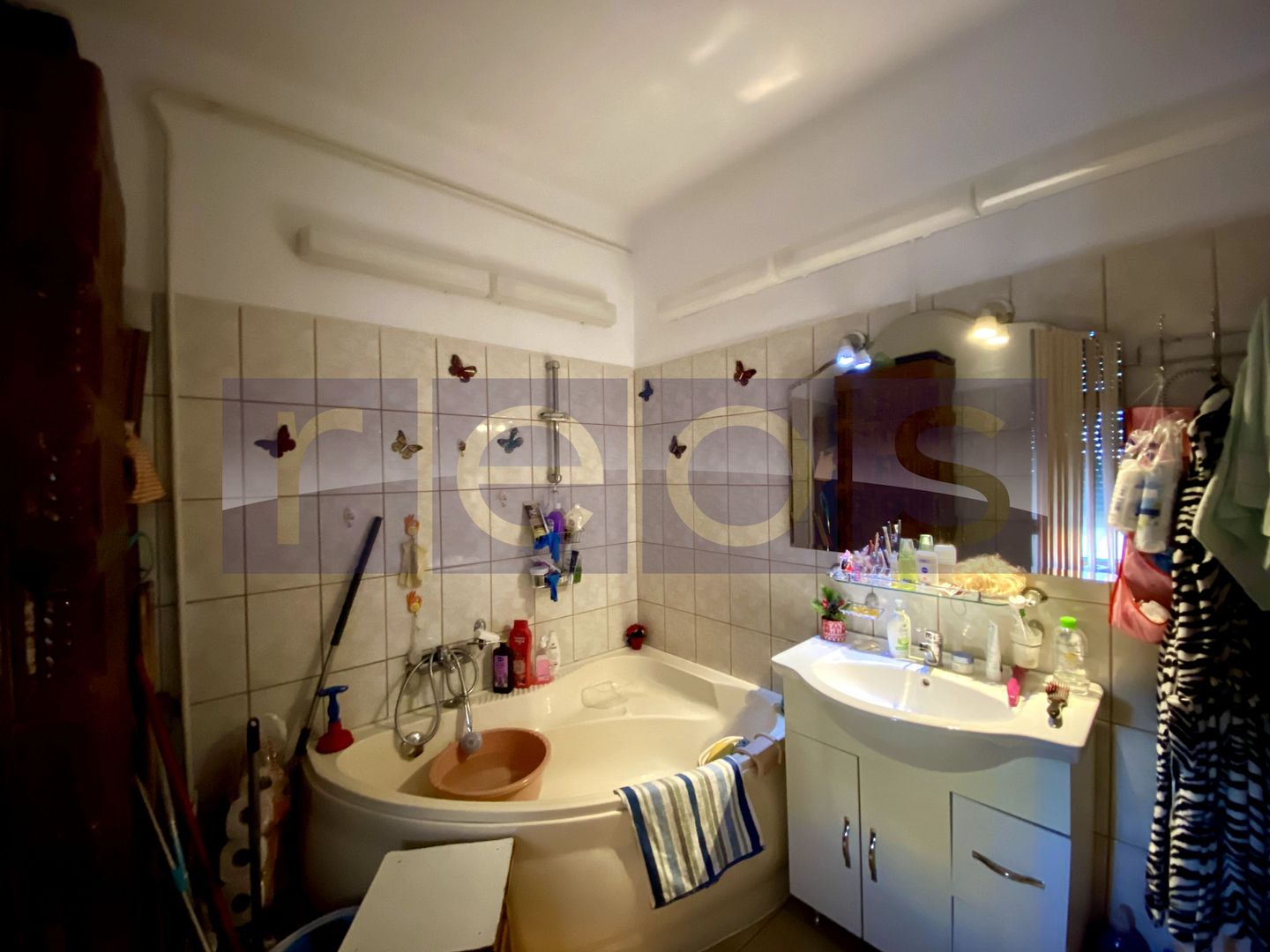 DE VANZARE 3 CAMERE 100 MP | BOXA 10 MP | SEBASTIAN | VULCAN CENTER - Poză 16
