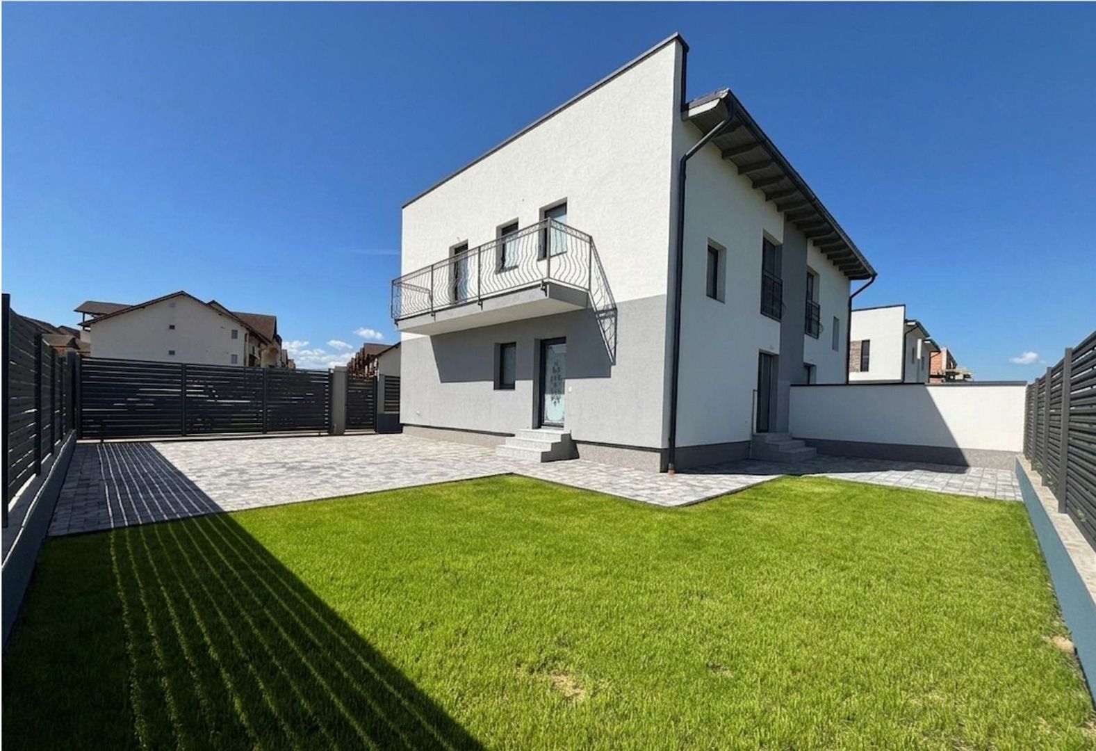 Casa 4 camere, curte generoasă – Șelimbăr Triajului - Poză 1