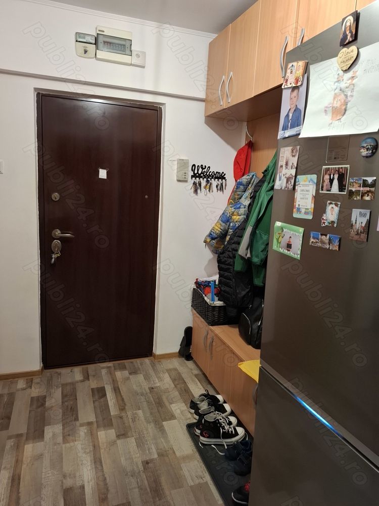 Apartament 4 camere, decomandat, 80.94 mp - Poză 2