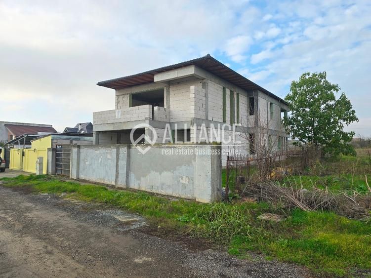 VALU LUI TRAIAN-Casa la rosu + acoperis complet - Poză 6