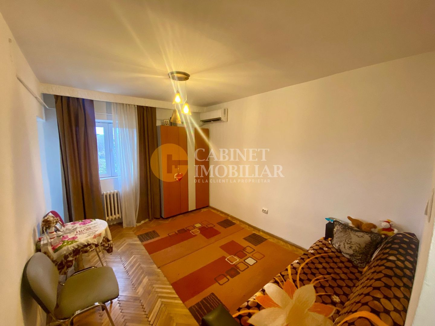 GARA - APARTAMENT 1 CAMERA - DECOMANDAT - Poză 1