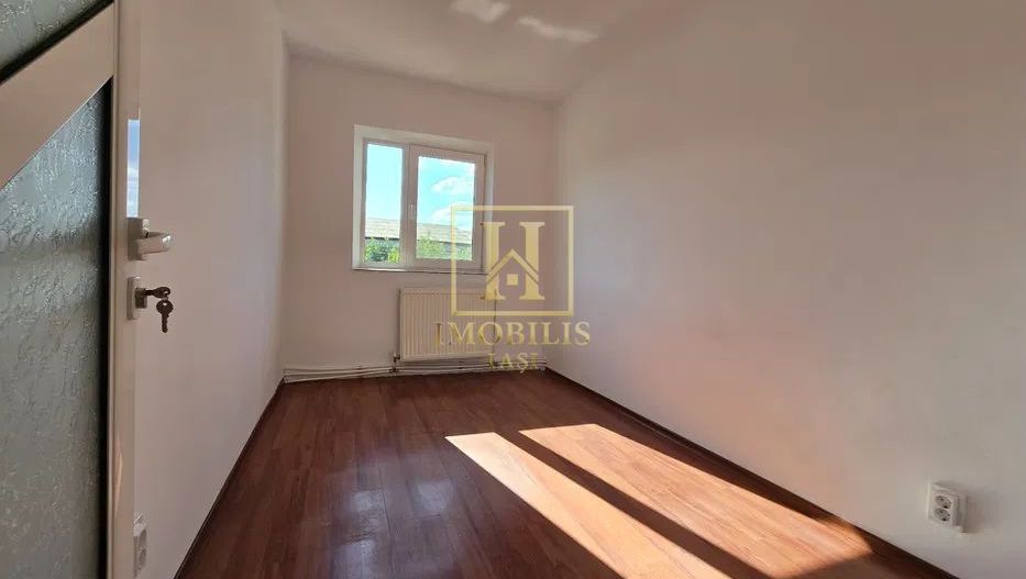 Apartament 3 camere, Dec., et. 4, bloc din 1990, 91.500 euro - Poză 4