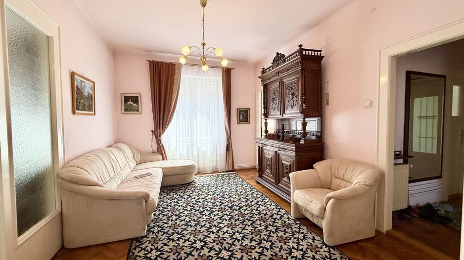Apartament mobilat si utilat complet, zona centrala, 4 camere, 2 bai - Poză 10