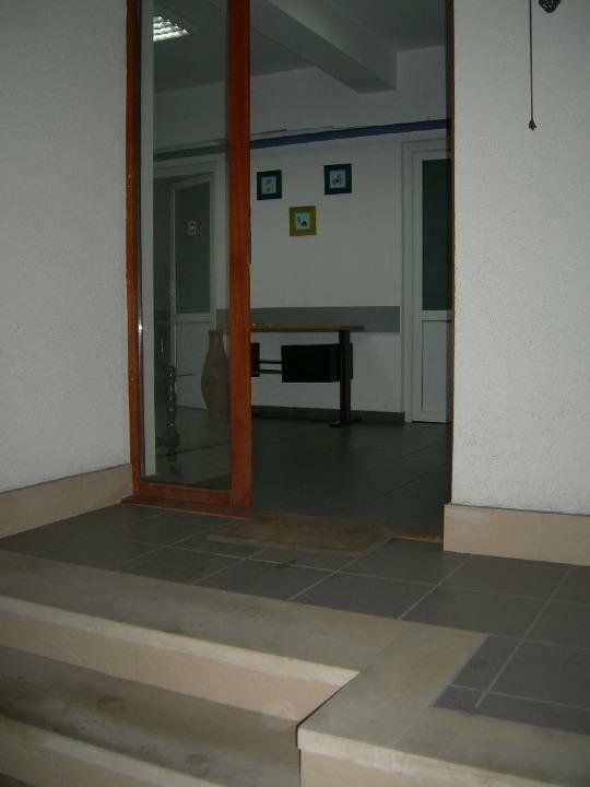 Vilă de vânzare în Sectorul 2, locuit plus potenţial pentru venit pasiv - Poză 12