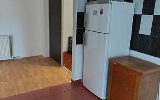 Apartament 1 cameră renovabil cu parcare inclusă în acte – Florești. - Poză 3