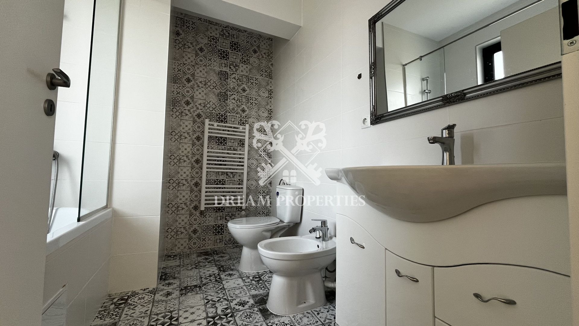 COMISION 0%! Casa individuala 4 camere, 3 bai, teren 440 mp, Dezmir - Poză 15