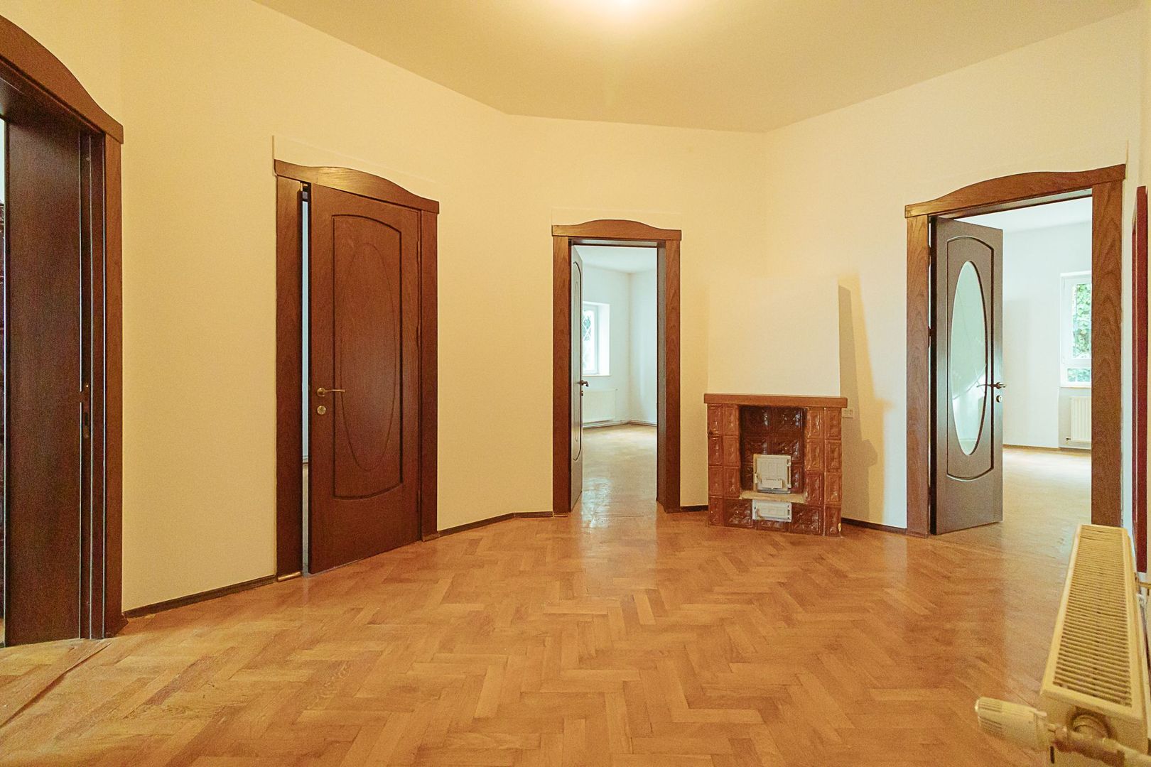 Ultracentral, apartament in casa, pretabil locuit si/sau birouri, pet friendly. - Poză 13
