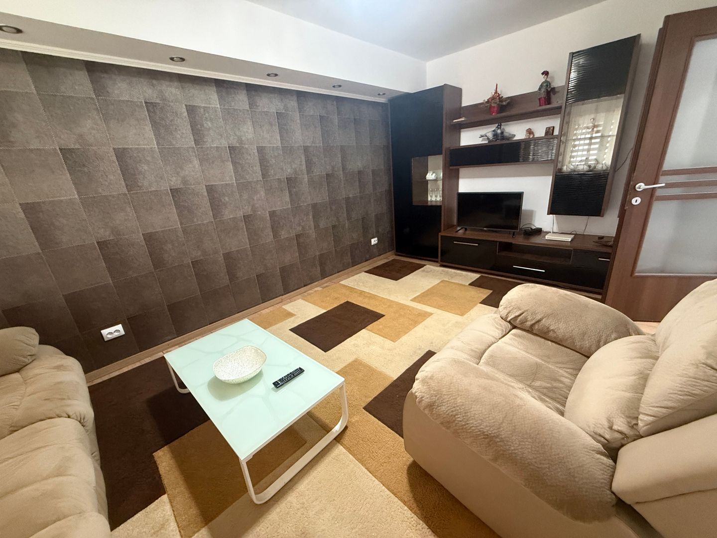 AP. 3 CAMERE - PARCUL FLORILOR, RENOVAT, BLOC REABILITAT, COMISION 0% - Poză 1