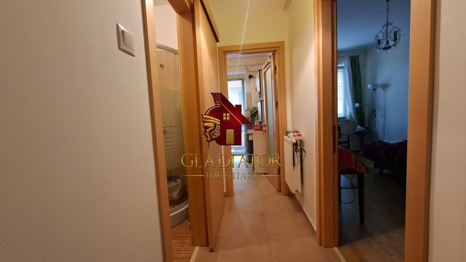 Cartier Visoianu ETAJ 1, bloc 2015, parcare, loc de joaca, statie BUS - Poză 6