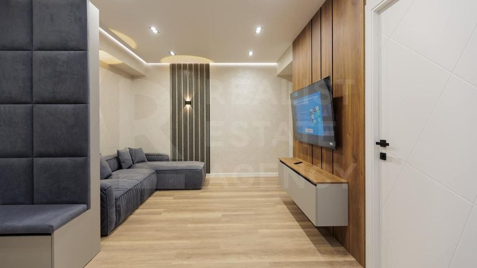 Vânzare, apartament, 2 camere + living, strada Gheorghe Caşu, Centru - Poză 3