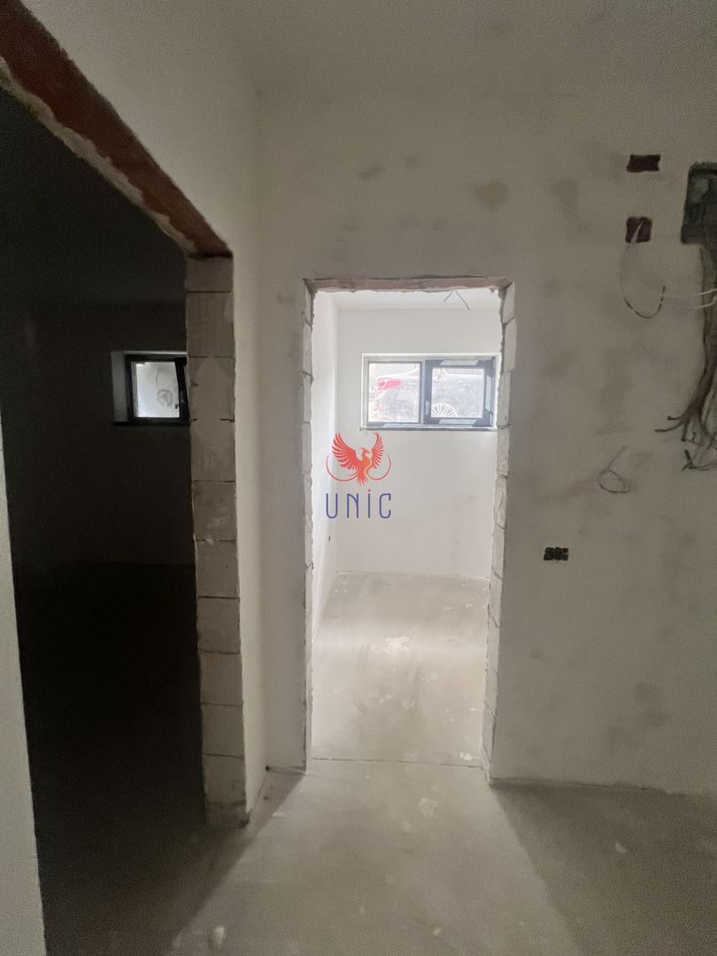 apartament bliateral, decomandat, zona centrala - Poză 15