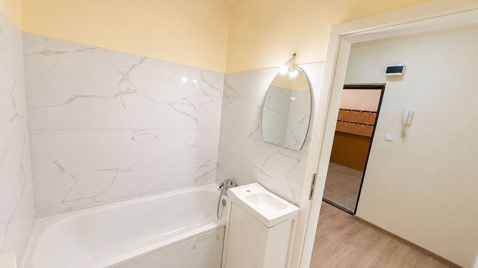 Soarelui | 1 Camera | Renovat recent | Disponibil imediat - Poză 8