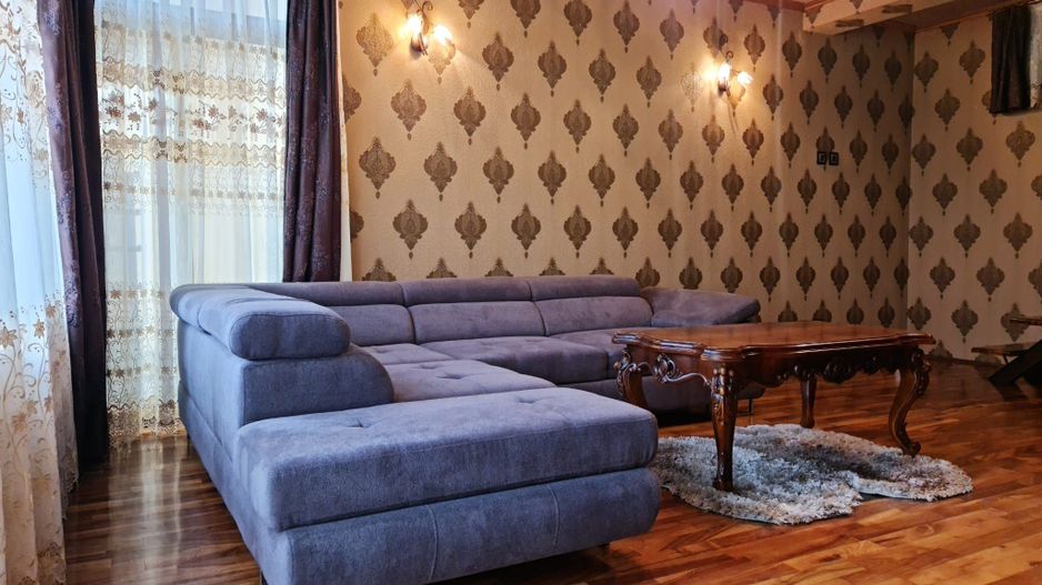 Se caută COLEGĂ DE APARTAMENT /  cameră de închiriat în Centru - Poză 1