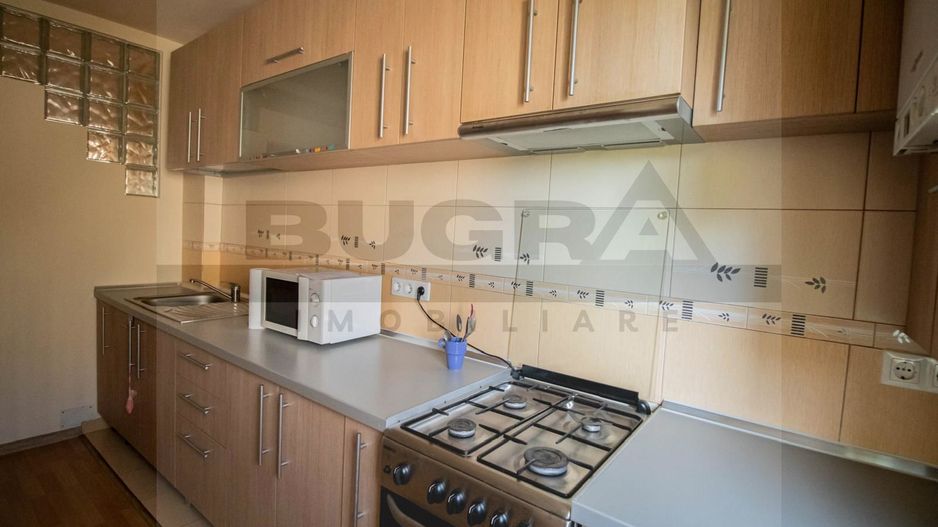 Apartament 3 camere decomandat, centrala proprie, zona UMF - Poză 8
