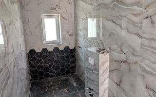 Casa Finisata 4 camere 118 mp+terasa 16 mp-Zona Str. Ghinzii - Poză 2