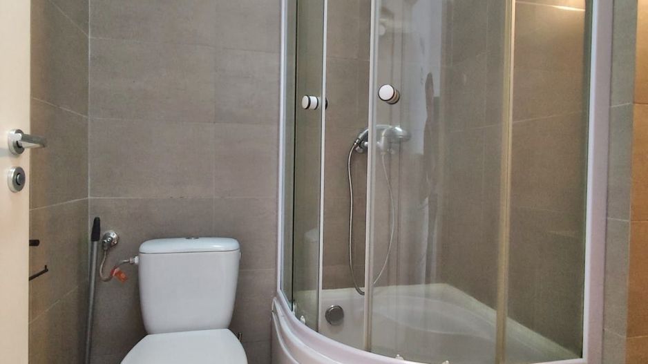 Apartament 3 camere in Cartierul Luceafarul, Oradea - inchiriere - Poză 12