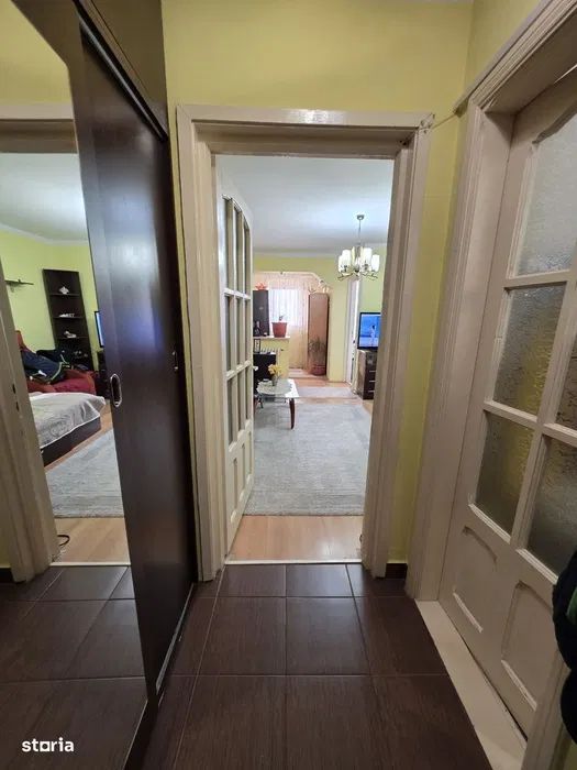 Apartament cu o cameră de vânzare în Craiova - Poză 12