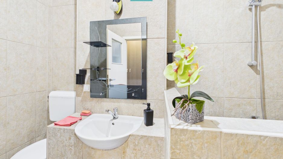 De închiriat apartament cu 3 camere la ARED Uta! - Poză 5