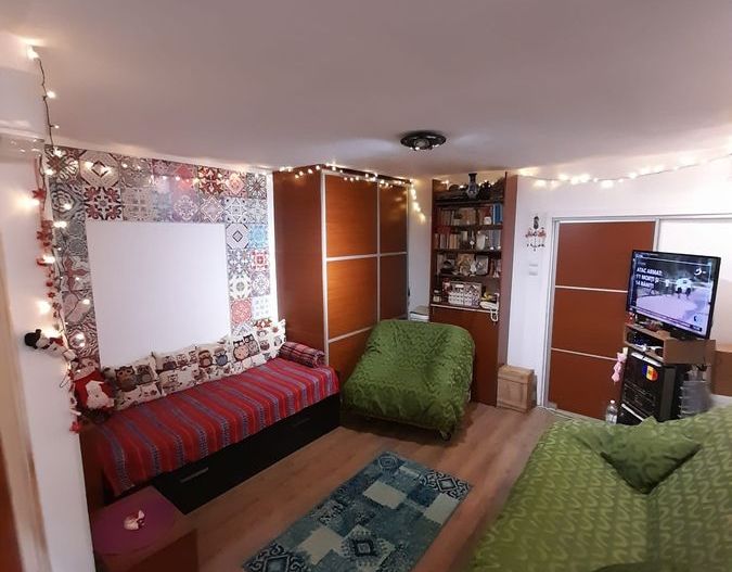 Piata Veteranilor Lujerului Garsoniera - Poză 3