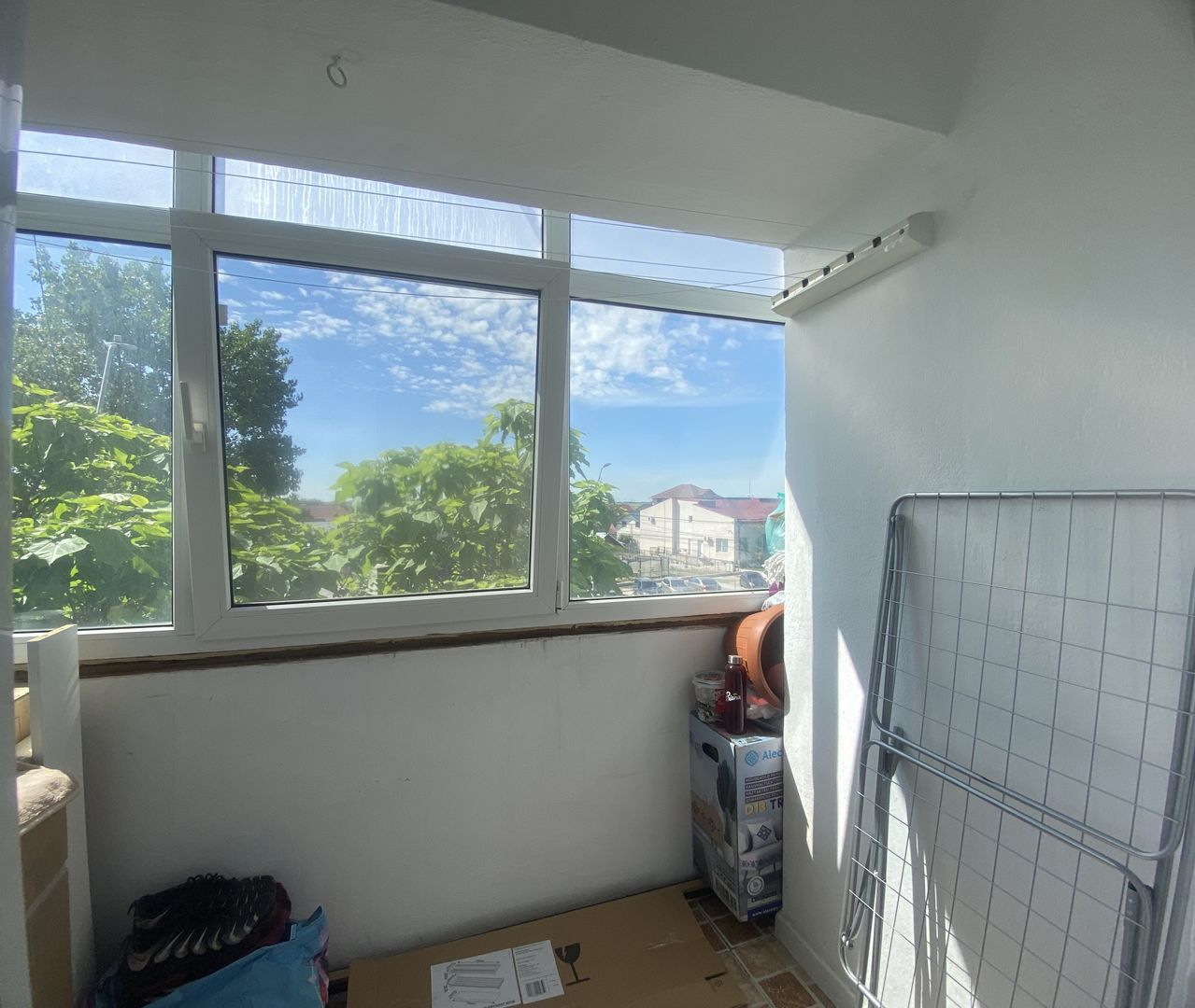 Compartimentare decomandata! Vanzare apartament cu 3 camere-Micro 11 - Poză 12