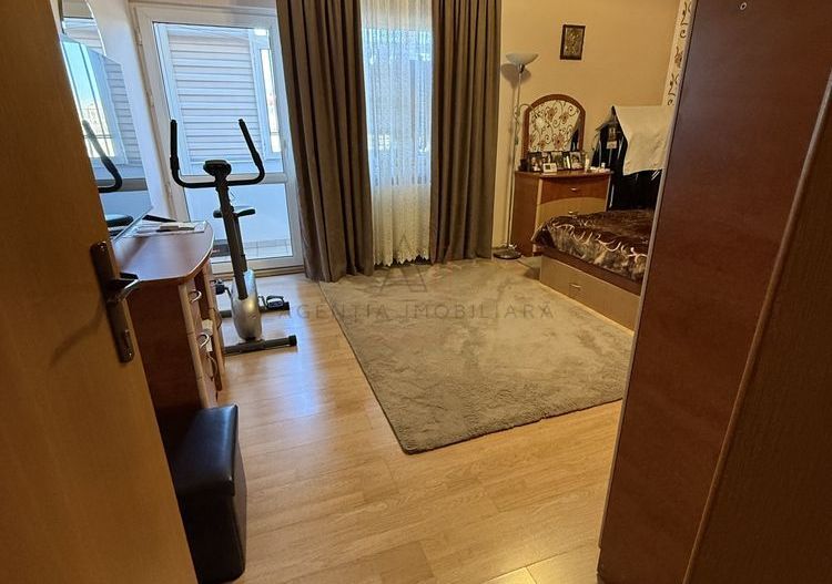 Vila Aviatiei | Constructie 2004 | 300 mp utili | Garaj - Poză 3