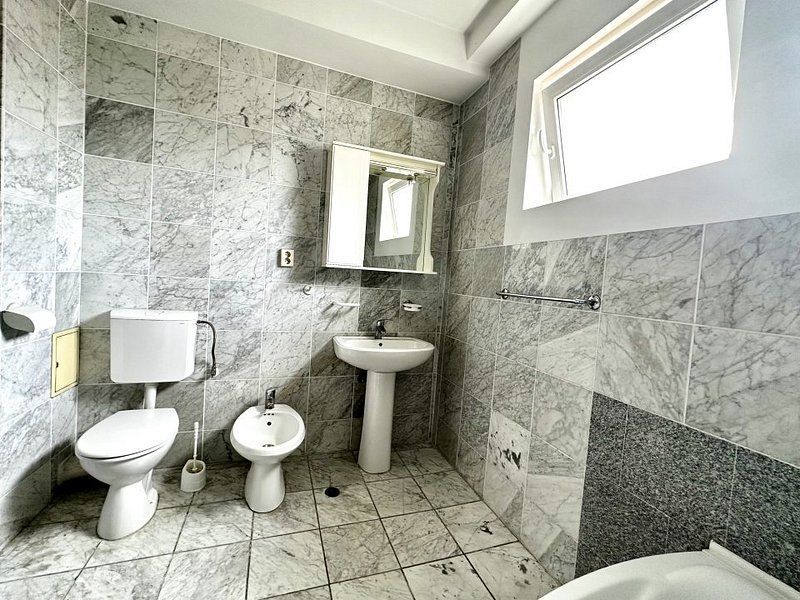 2 camere, decomandat, cu balcon - Complexul Studențesc - Poză 20