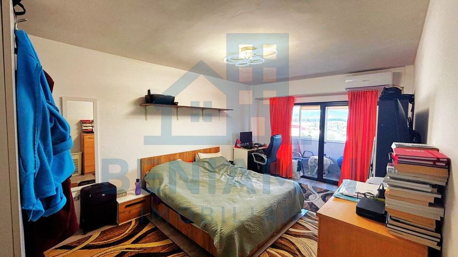 4-Camere-81mp-Utili-2-Balcoane-Lift-Mobilat-Utilat-Parcare-Triaj - Poză 5