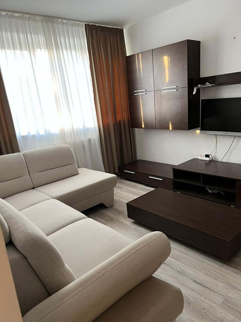 Apartament  3 camere- Rovine - Poză 2