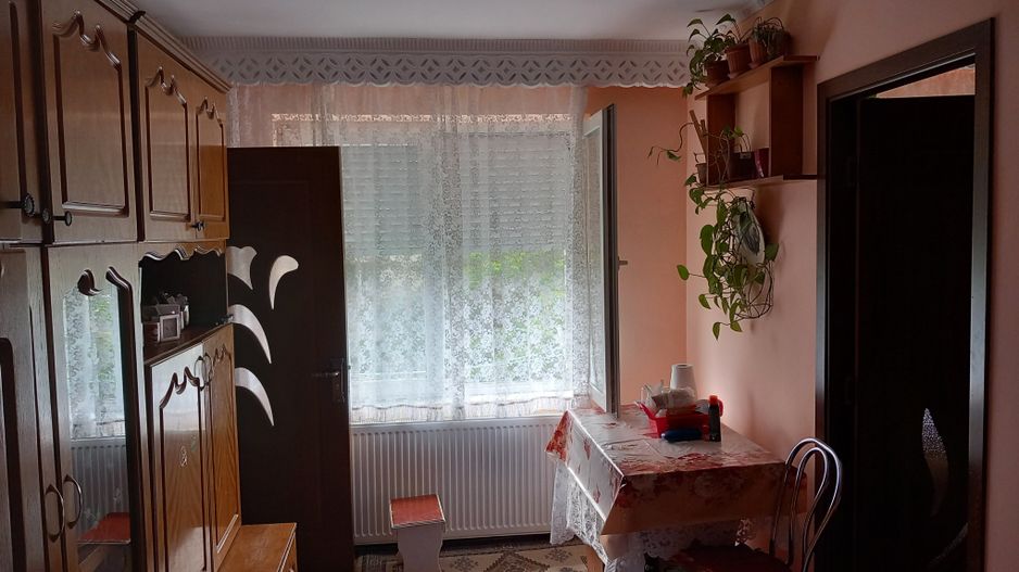 ageuropa.ro vinde ap 3 cam 48mp la etajul 4/4 în SOLIDARITĂȚII. - Poză 1