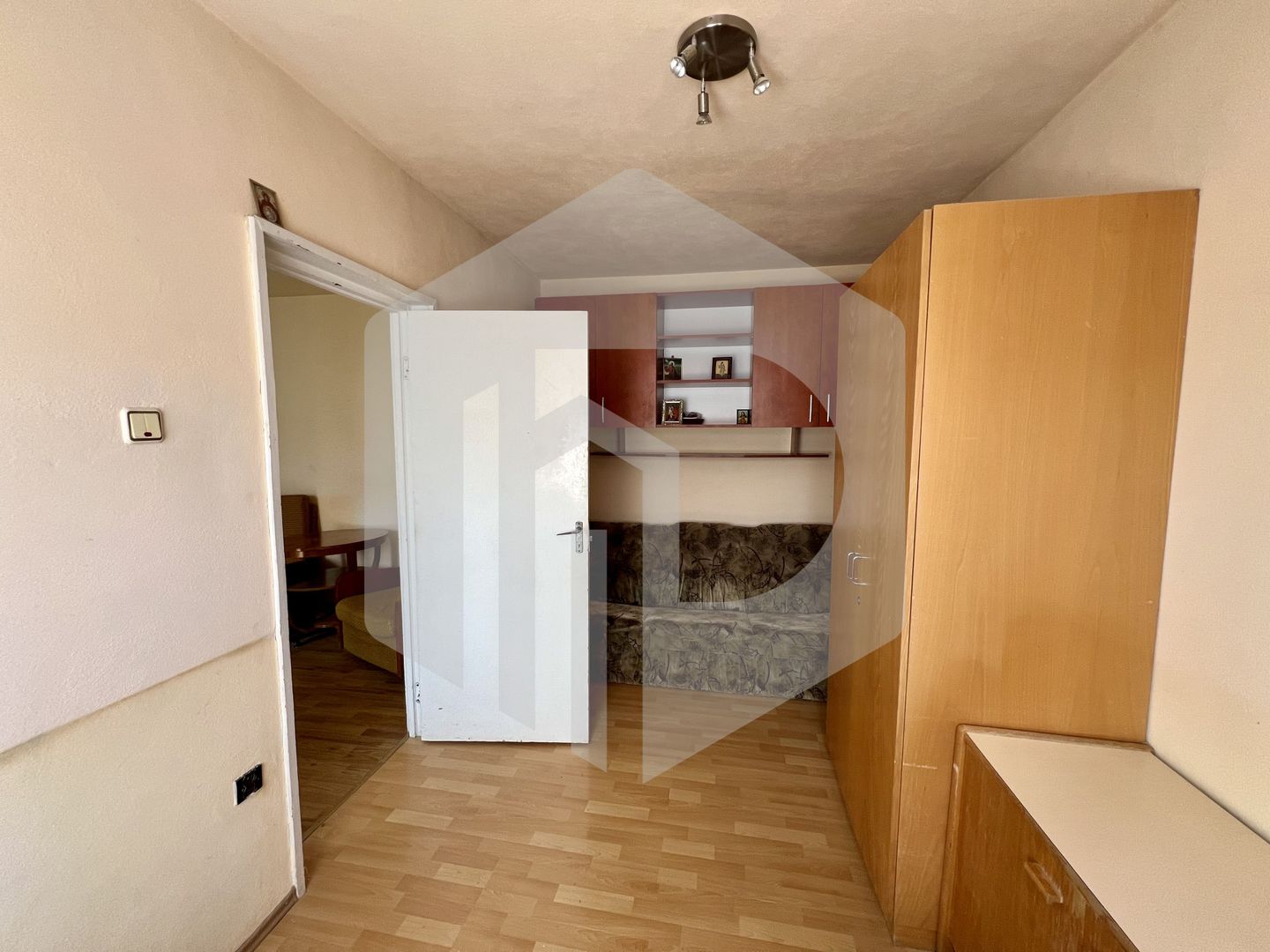 Apartament 2 camere+balcon- Aleea Steaza-Etaj 3- negociabil - Poză 4