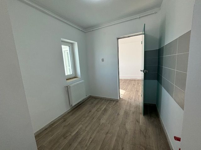 Spatios in zona Sagului - Poză 3