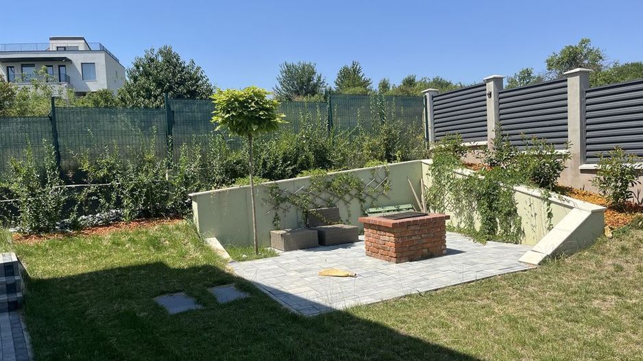 Casa Moara de Vant cu vedere superba spre lac si padure in zona SRU - Poză 6