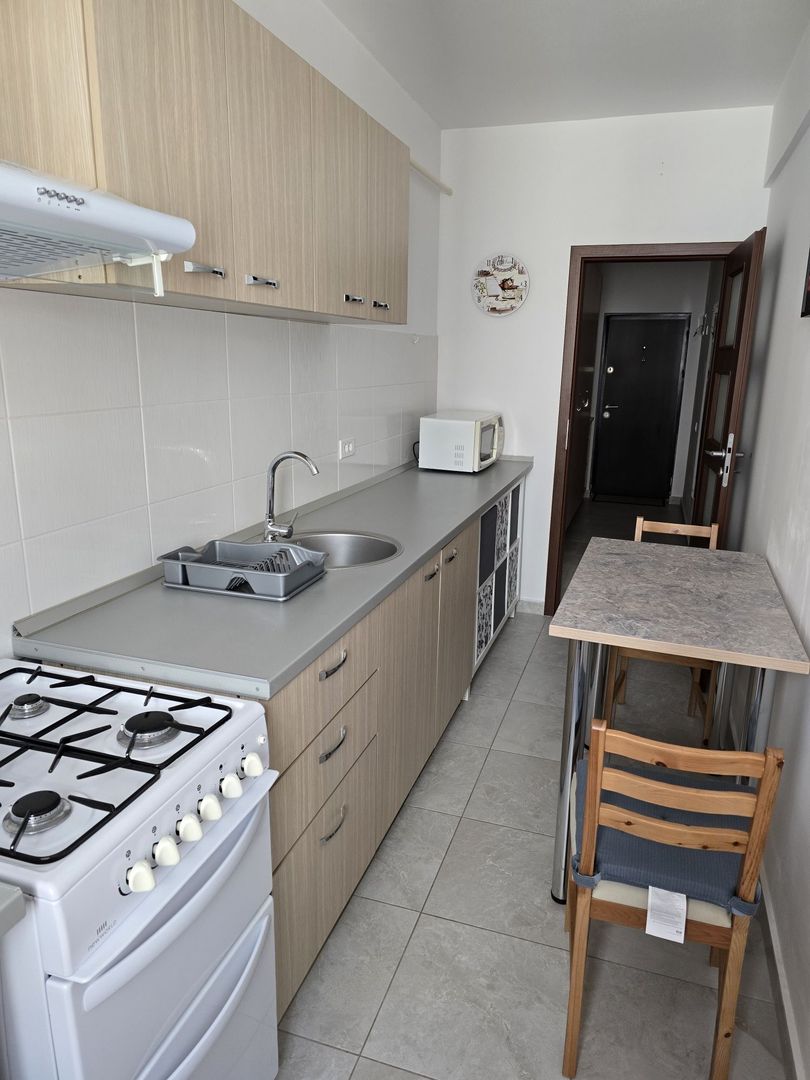 De inchiriat apartament cu 2 camere , Aparatorii Patriei sector4 - Poză 8