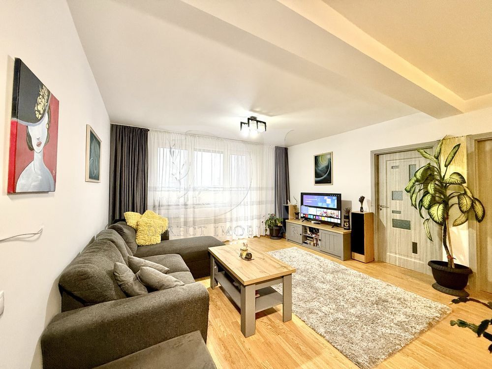 Apartament 3 camere de vânzare – Florești, zona Terra - Poză 1