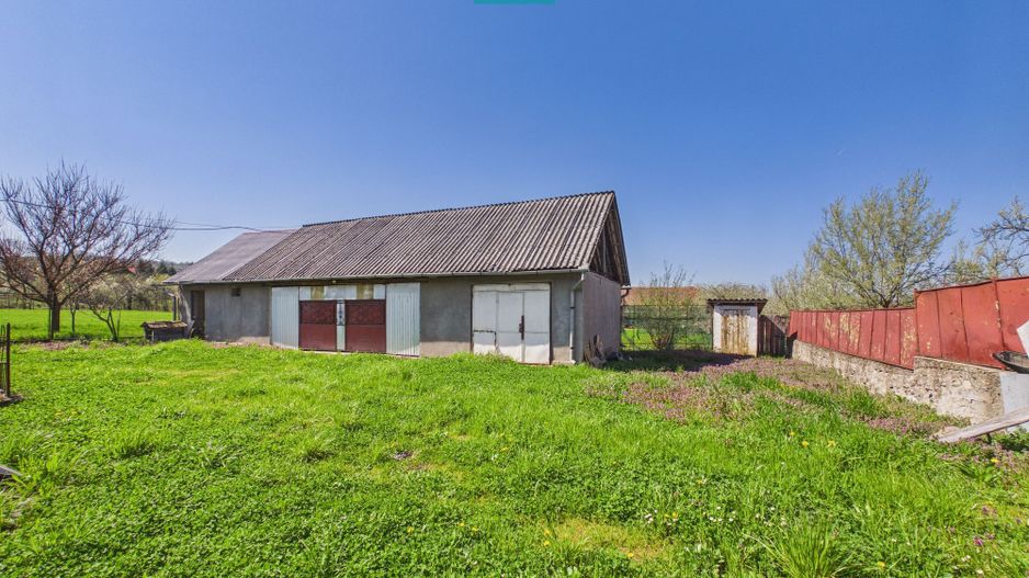 Casă solidă cu 5 camere in localitatea Almaș, Arad - Poză 21