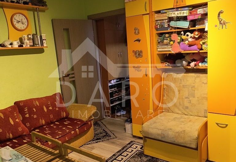 Se vinde apartament cu 2 camere - Poză 2