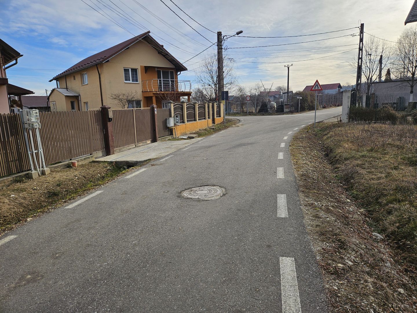 Vanzare teren Labusesti, langa padure - Poză 7