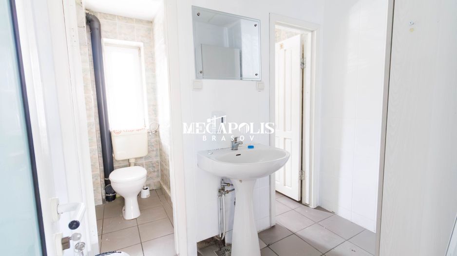 Chirie clădire centrul civic | Brașov | 500mp | 5000€ - Poză 15