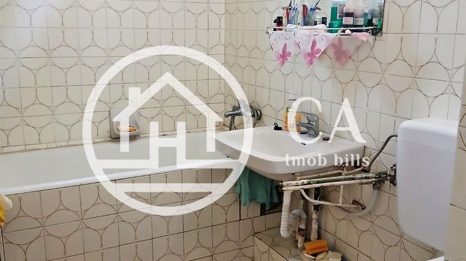 Apartament cu 3 camere de inchiriat - Zona Rogerius - Poză 7