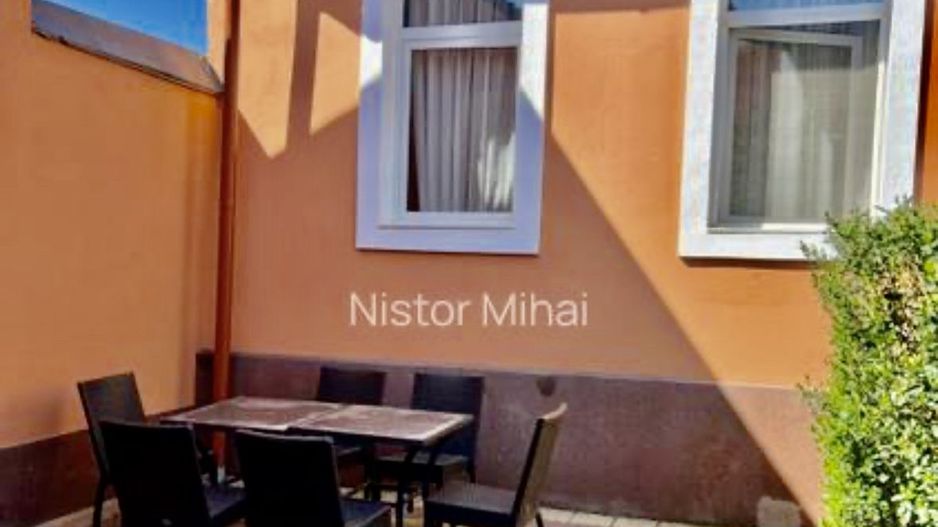 Casa ultracentrală renovată 105mp, 225.000 € - Poză 3