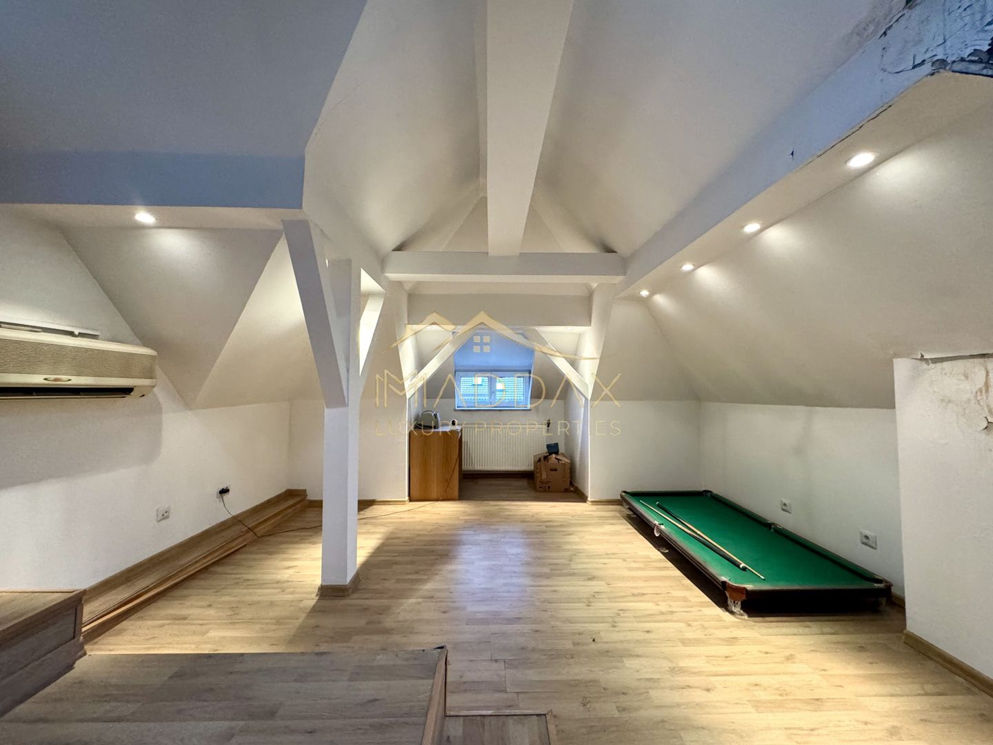 Vila Impresionanta *503mp* TEREN *577mp* // Zona Casin - Poză 53