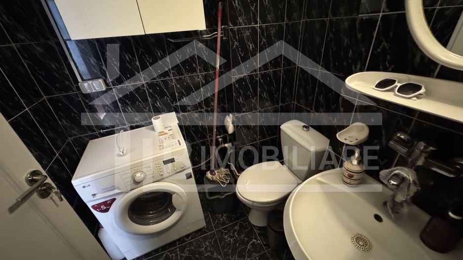 Apartament cu 3 camere,  decomandat, 54 mp, zona E-ON - Poză 11