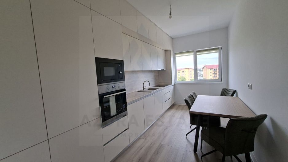 Apartament lux prima inchiriere 3 camere 76mp utili si boxa Selimbar - Poză 5