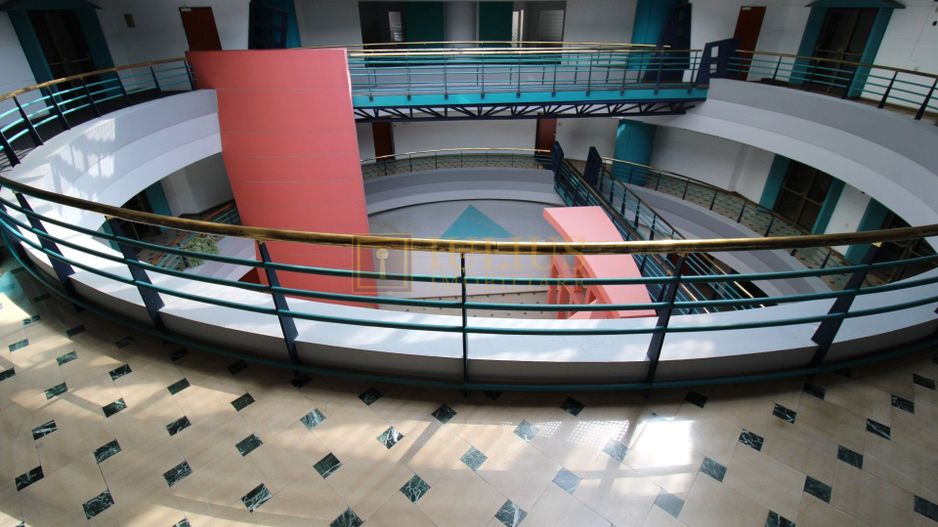 Birouri 60m,  vizavi de Iulius Mall - Poză 2
